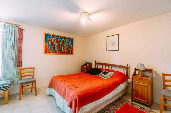 Image No.12-5 Bed House for sale