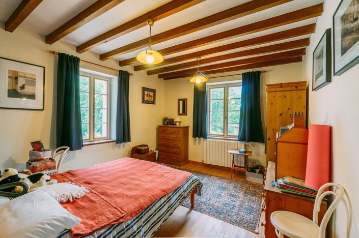 Image No.17-5 Bed House for sale