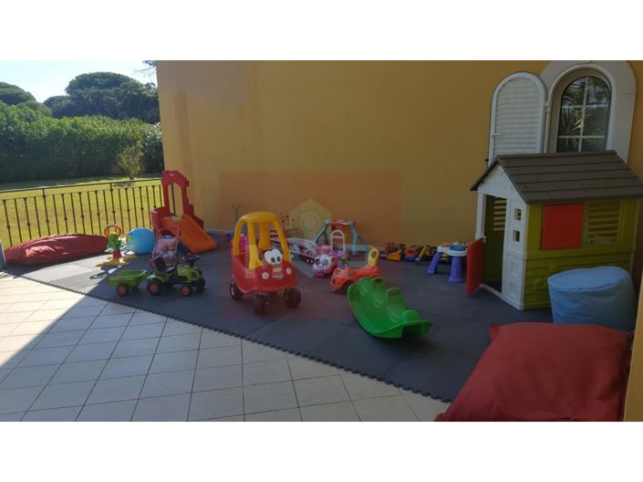 Image No.10-8 Bed House for sale