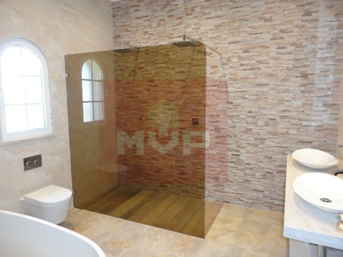 Image No.16-8 Bed House for sale