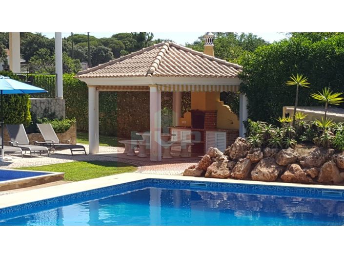 Image No.3-8 Bed House for sale