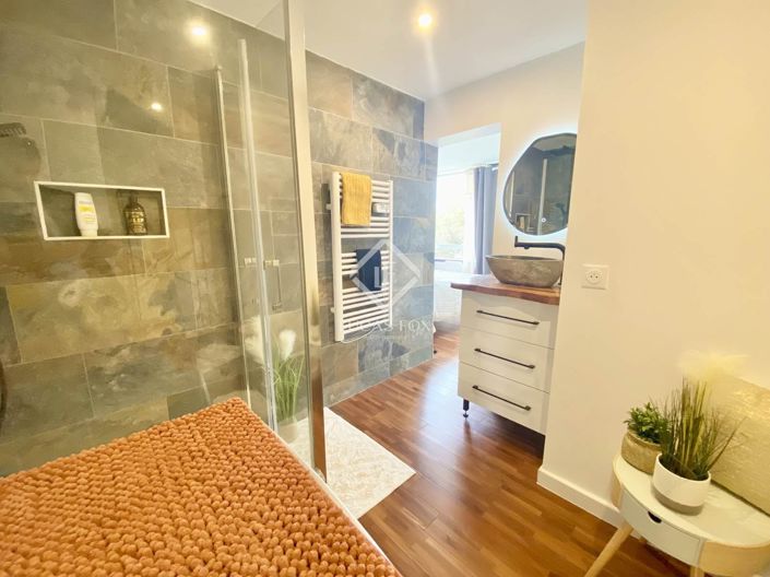 Image No.10-3 Bed Apartment for sale