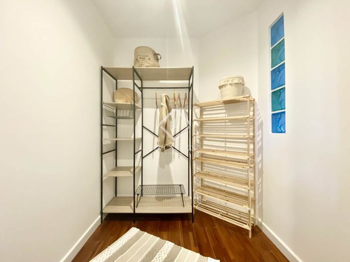 Image No.11-3 Bed Apartment for sale