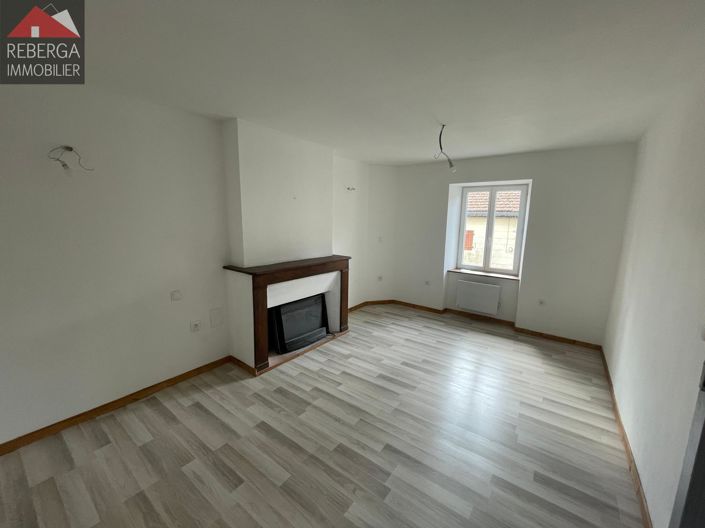 Image No.21-7 Bed House for sale