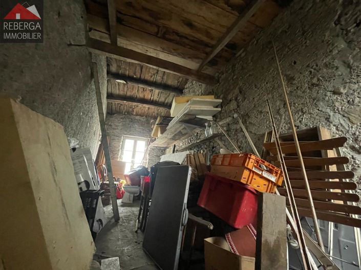 Image No.35-7 Bed House for sale