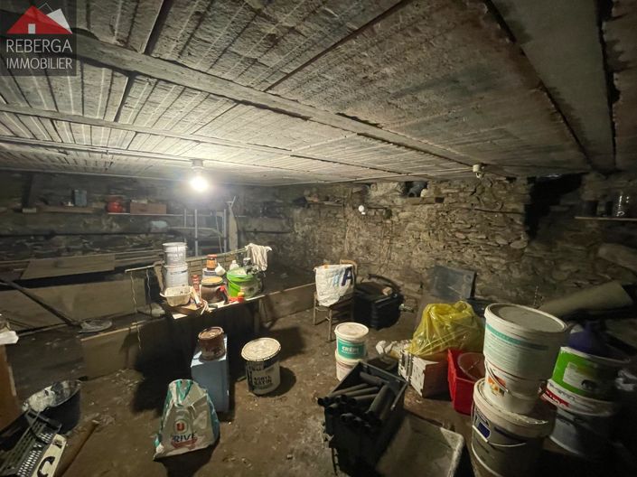 Image No.40-7 Bed House for sale