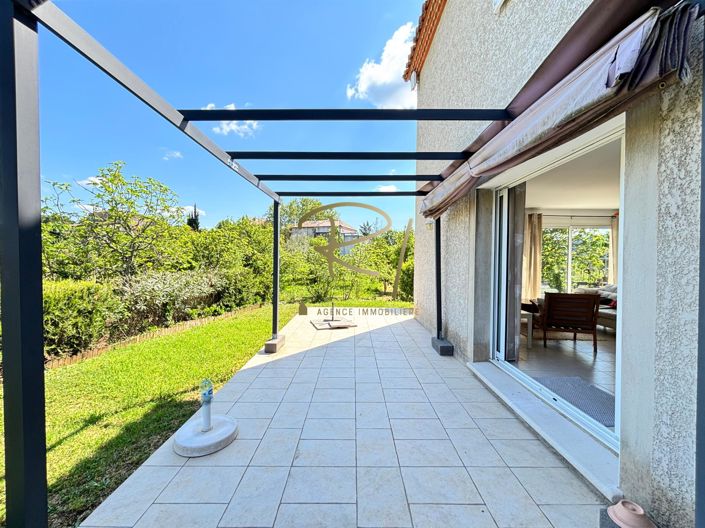 Image No.3-3 Bed House for sale