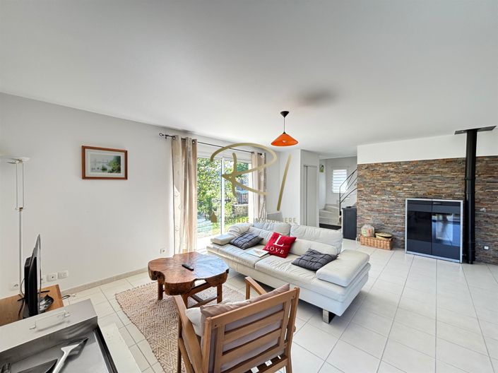 Image No.4-3 Bed House for sale