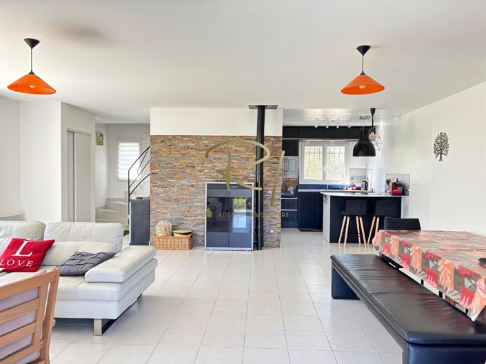 Image No.5-3 Bed House for sale