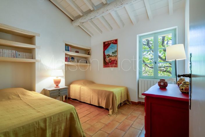 Image No.16-4 Bed House for sale