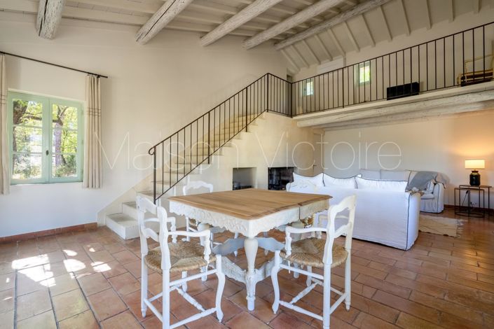 Image No.6-4 Bed House for sale