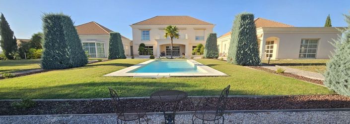 Image No.1-5 Bed House for sale