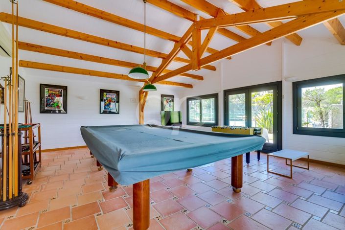 Image No.13-8 Bed House for sale