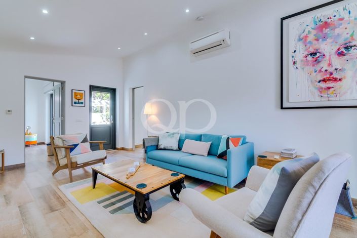 Image No.16-8 Bed House for sale