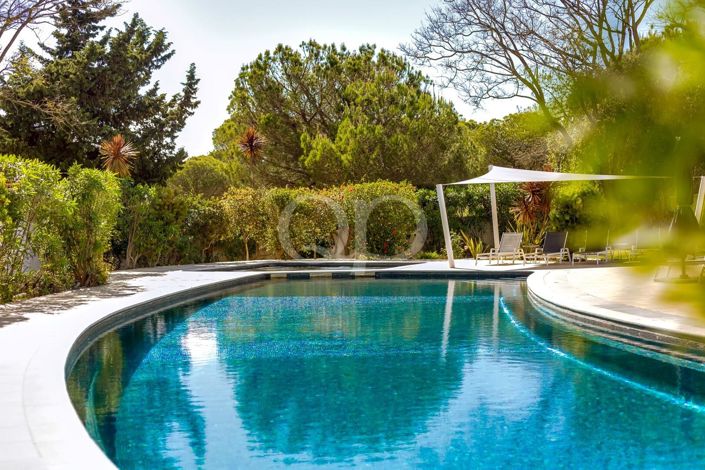 Image No.2-8 Bed House for sale