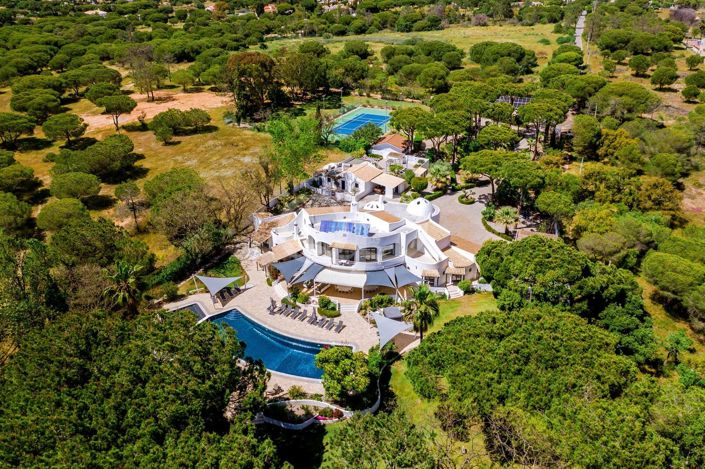 Image No.20-8 Bed House for sale