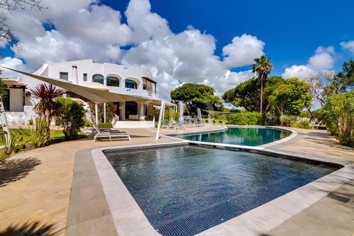 Image No.26-8 Bed House for sale