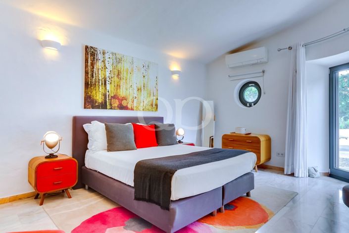 Image No.27-8 Bed House for sale