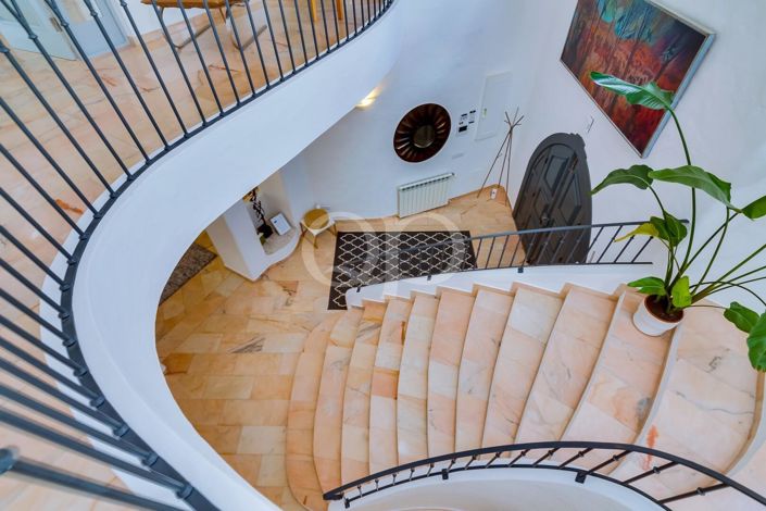 Image No.47-8 Bed House for sale