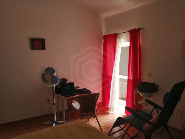 Image No.14-3 Bed House for sale