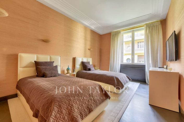 Image No.25-4 Bed Apartment for sale