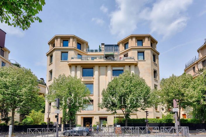 Image No.29-4 Bed Apartment for sale