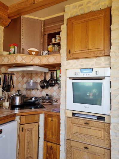 Image No.19-6 Bed House for sale