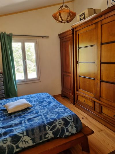 Image No.22-6 Bed House for sale