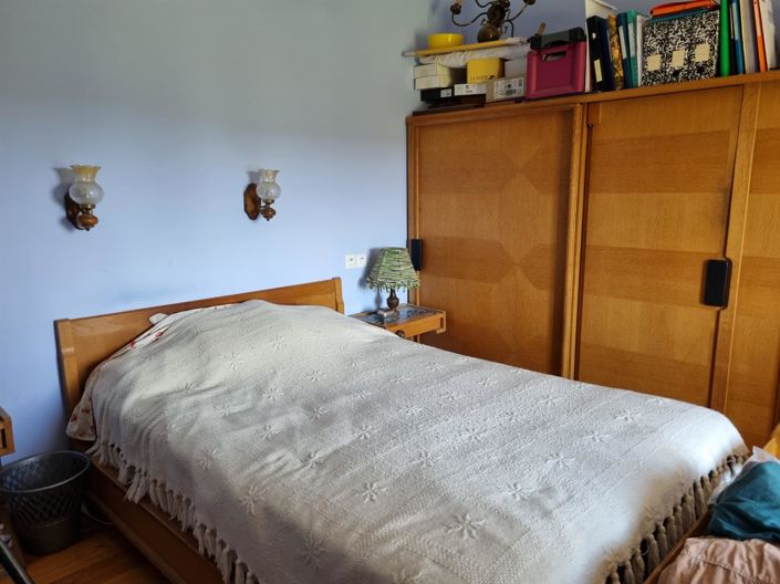 Image No.23-6 Bed House for sale