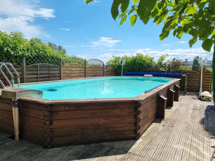 Image No.24-6 Bed House for sale