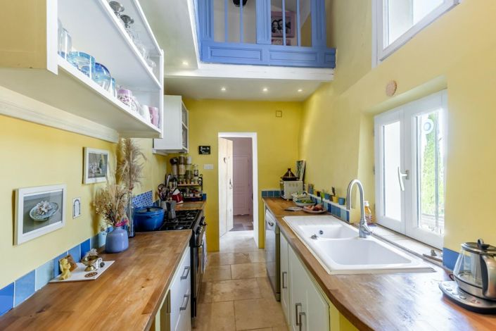 Image No.9-2 Bed House for sale