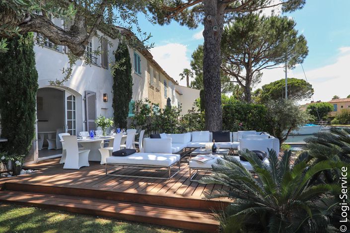 Image No.1-Propriété de 6 chambres à vendre à Grimaud