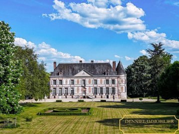 1 - Sens, Maison