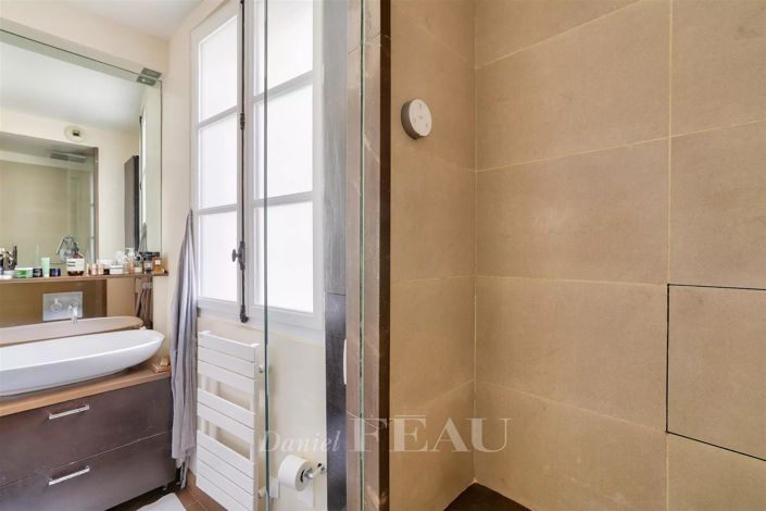 Image No.15-Appartement de 2 chambres à vendre à Paris