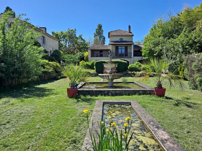Image No.1-5 Bed House for sale