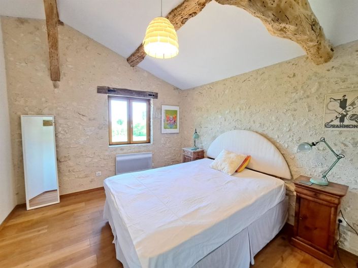 Image No.25-5 Bed House for sale