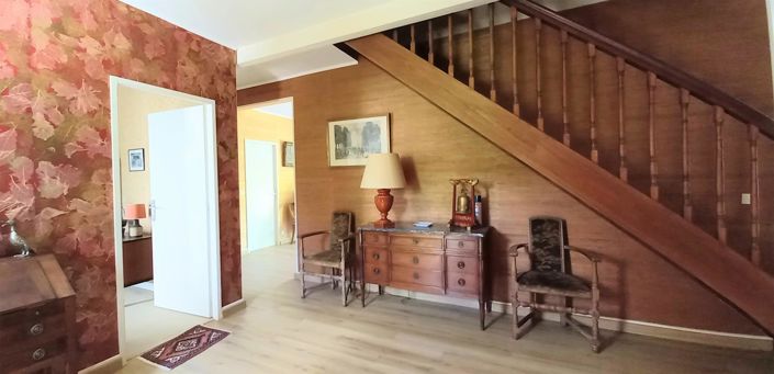 Image No.17-4 Bed House for sale