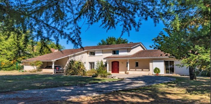 Image No.2-4 Bed House for sale