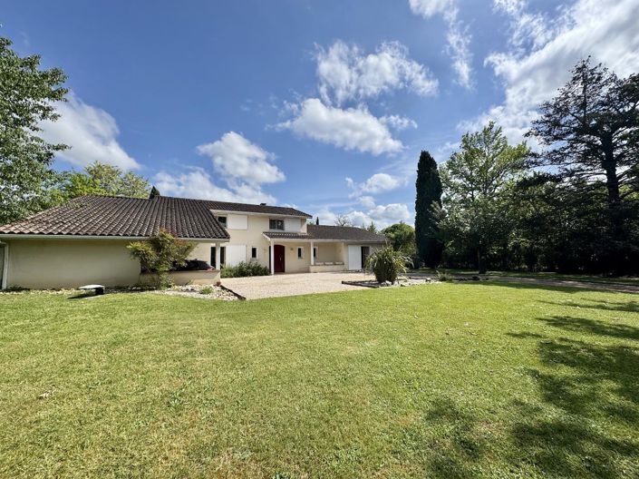 Image No.23-4 Bed House for sale