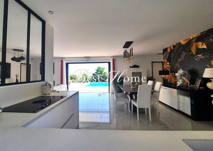 Image No.4-Maison de 5 chambres à vendre à Nîmes