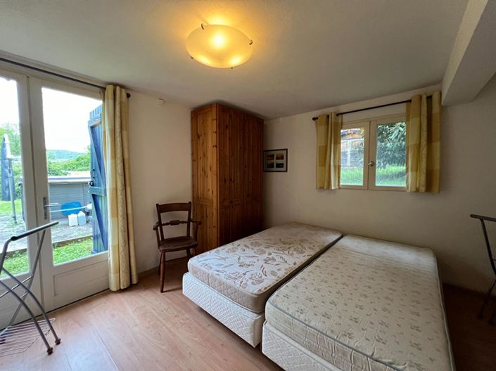 Image No.12-3 Bed House for sale