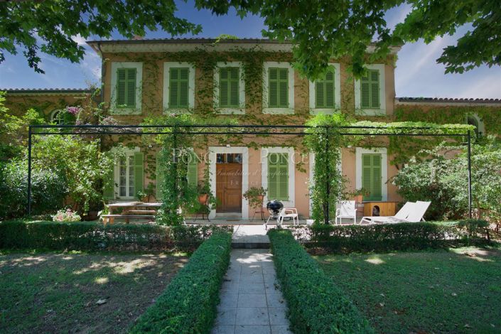 Image No.3-8 Bed House for sale