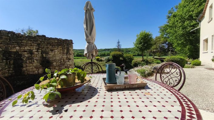 Image No.10-3 Bed House for sale