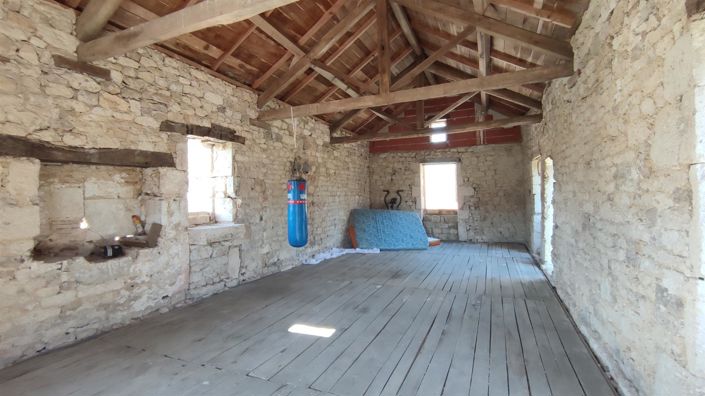 Image No.31-3 Bed House for sale