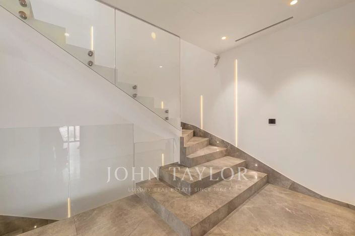 Image No.14-4 Bed House for sale