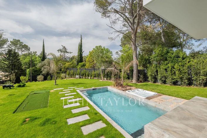 Image No.33-4 Bed House for sale