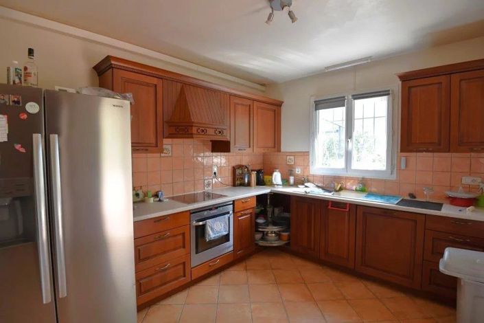 Image No.3-4 Bed House for sale