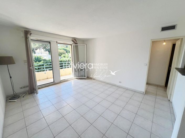 Image No.3-Appartement de 1 chambre à vendre à Cavalaire-sur-Mer
