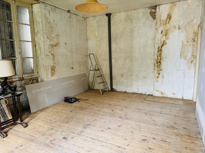 Image No.10-4 Bed House for sale