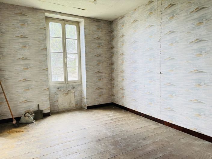 Image No.11-4 Bed House for sale